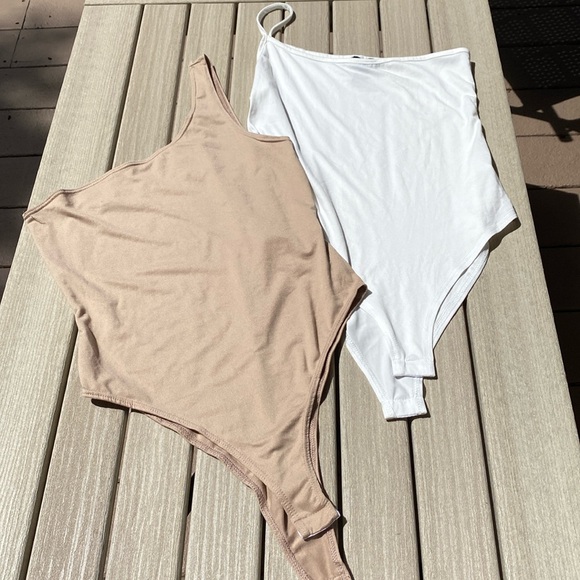 2 Publik - Collection One-Shoulder Bodysuits - White & Tan - Size Medium - Picture 1 of 3